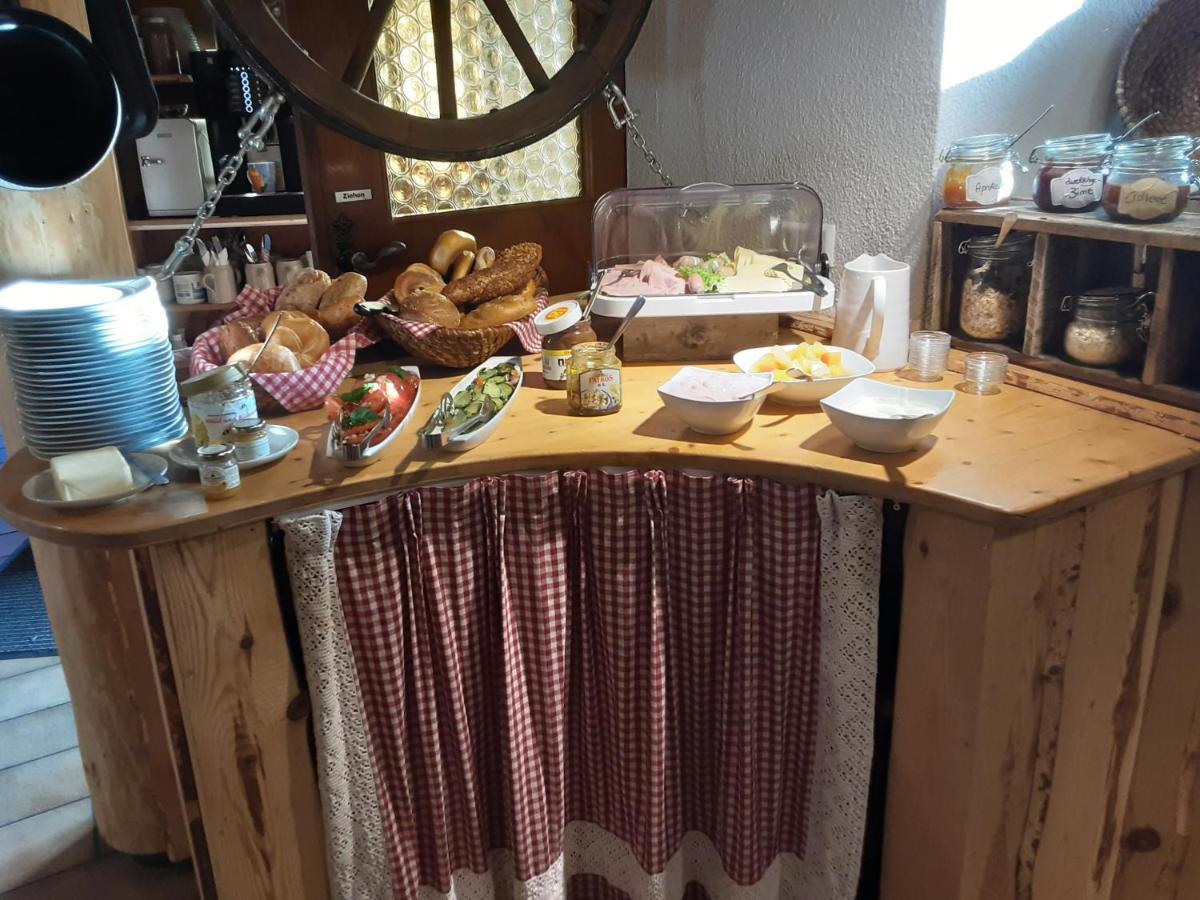 Gasthaus Dollinger Dinkelsbühl Dış mekan fotoğraf