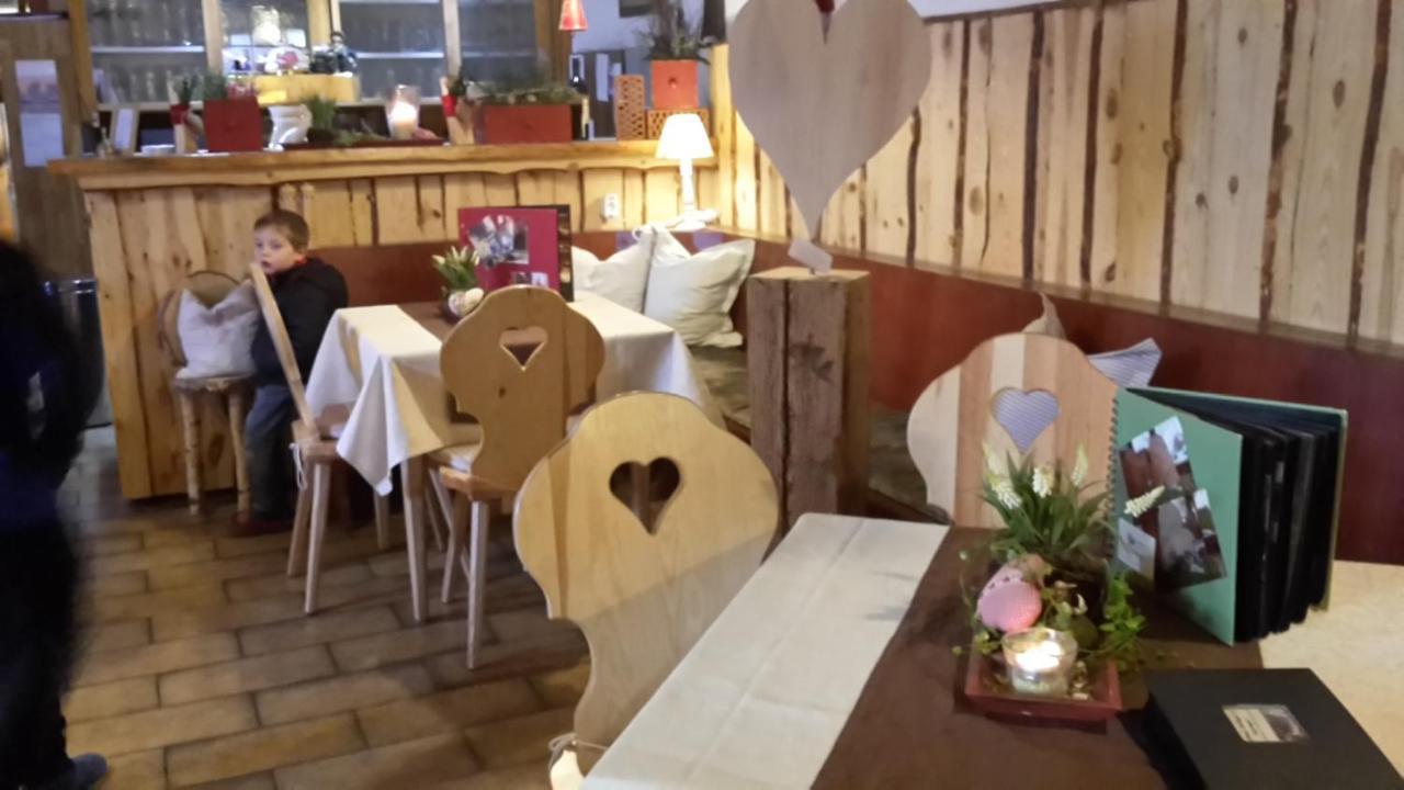 Gasthaus Dollinger Dinkelsbühl Dış mekan fotoğraf